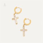 Boucles d'oreilles croix élégantes en métal