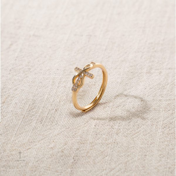 Bague Croix Amour, un bijou pour toutes les occasions