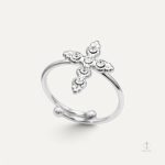 Bague croisée élégante avec éclats scintillants