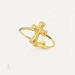 Bijou Croix Élégance pour une touche de sophistication