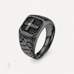 Bague en métal avec motif croix stylisé