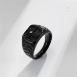 Bague Croix chic pour les occasions spéciales