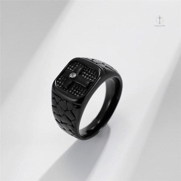 Bague Croix chic pour les occasions spéciales