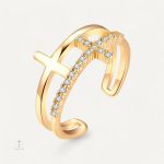Bague Croix Femme en métal élégant et intemporel
