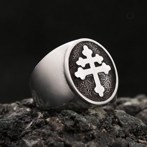 Bague Croix de Lorraine, artisanat de qualité