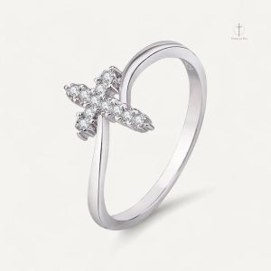 Bijou croisé en oxyde de zirconium pour un style unique