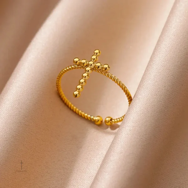 Accessoire de mode : Bague Croix avec perles