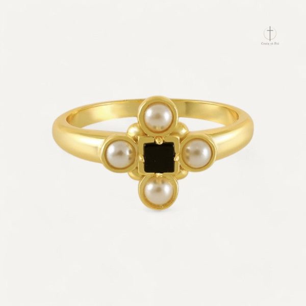 Bague Croix Romane en design élégant et intemporel