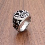 Bague Templier, pièce maîtresse pour les passionnés
