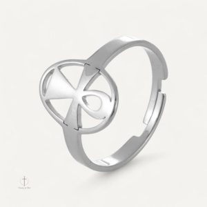 Bague Croix de Vie raffinée pour un style moderne