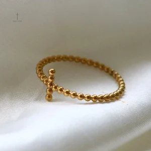 Bague Minimaliste Croix, accessoire chic et intemporel