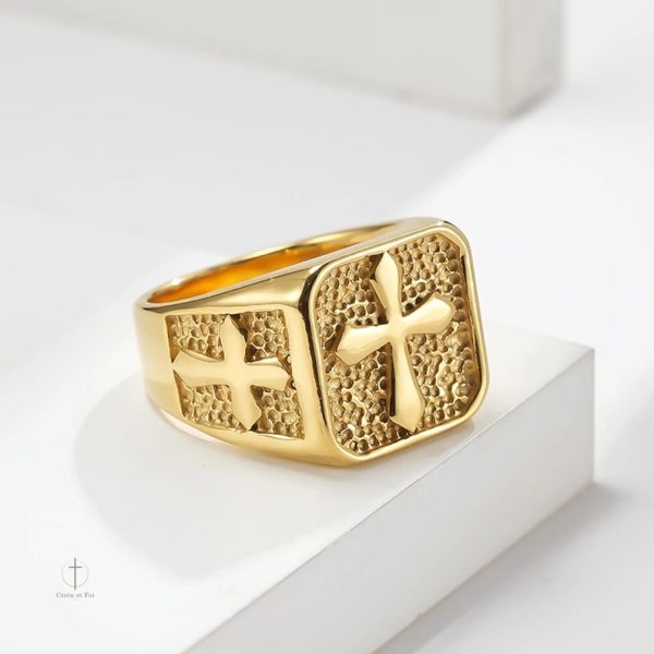 Bague Croix moderne pour homme, style sobre et raffiné