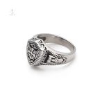 Bague en croix inspirée des Templiers, style unique