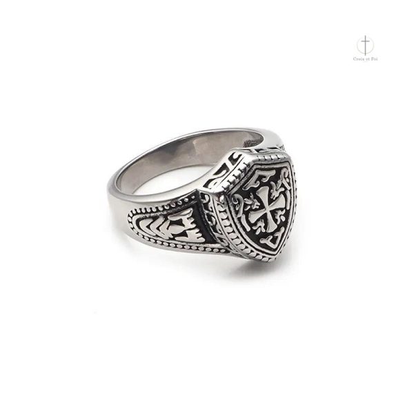 Bague Croix avec motifs Templiers, style affirmé