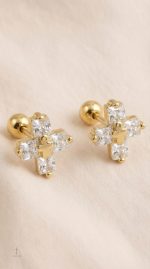 Boucles d'oreilles élégantes en croix scintillante