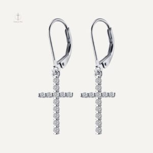 Boucle d'oreille croix fine en métal élégant