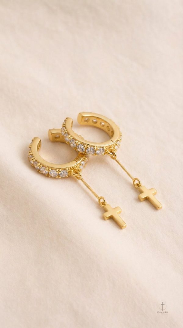 Boucles créoles à croix, accessoire tendance