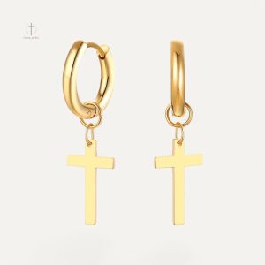 Boucles d'oreilles en forme d'anneau avec croix