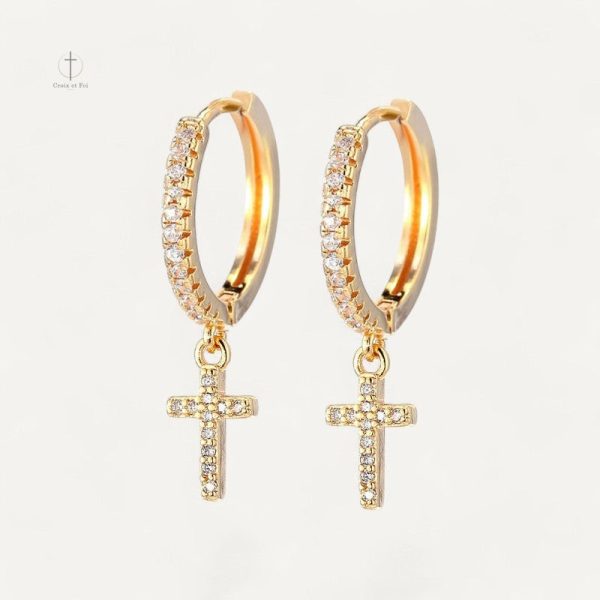 boucles-doreilles-chretienne-1 Boucles d'oreilles croisées chrétiennes élégantes