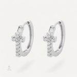 Boucles d'oreilles en croix élégantes et modernes