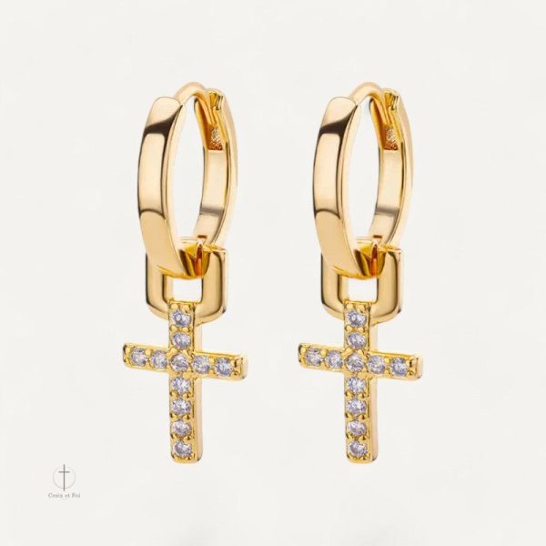 Boucles d'oreilles croisées brillantes en métal