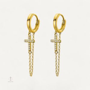 Boucles d'oreilles en croix catholique élégantes et raffinées
