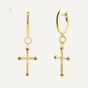 Boucles d'oreilles élégantes en forme de croix
