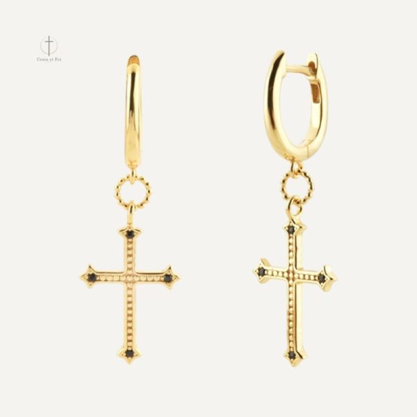 Boucles d'oreilles élégantes en forme de croix