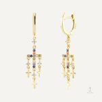 Boucles d'oreilles croisées élégantes et modernes