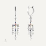 Accessoire tendance en croix pour un style unique
