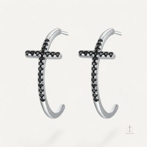 Boucles d'oreilles croix noire gothique élégantes et audacieuses