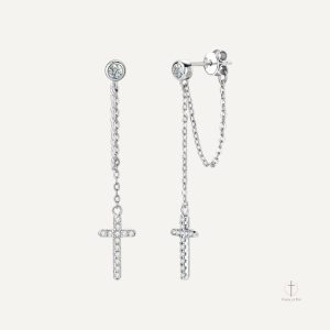 Accessoire tendance : boucles croisées plaquées or