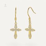Boucles d'oreilles scintillantes en forme de croix