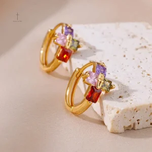 Accessoire mode : boucles créoles croisées