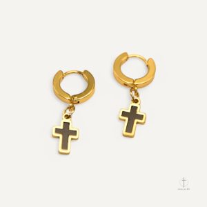 Boucles d'oreilles croix éclat sacré en design élégant