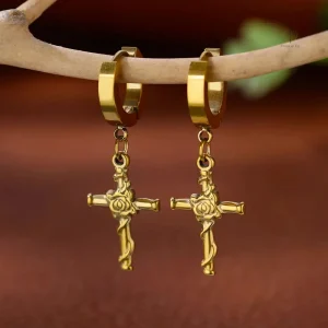 Boucles d'oreilles en forme de croix avec motif floral délicat
