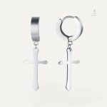 Boucles croisées tendances pour un look contemporain