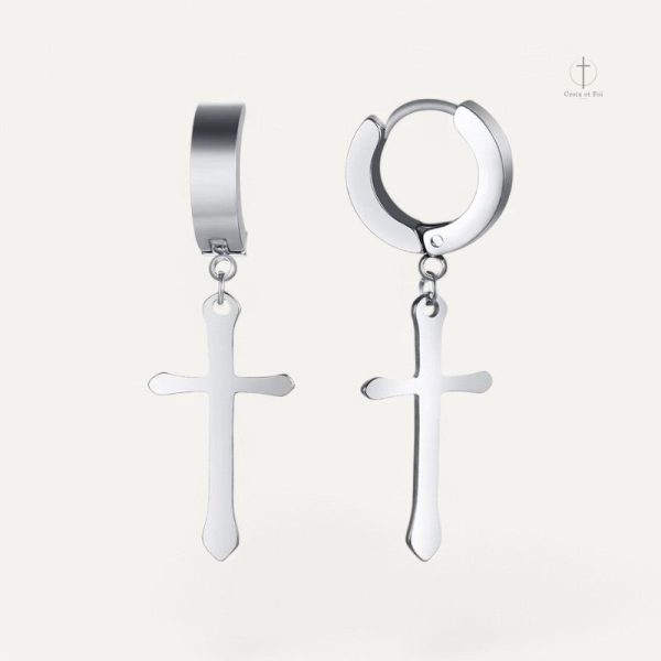 Boucles croisées tendances pour un look contemporain