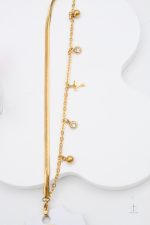Bracelet Croix Charms avec éclats brillants