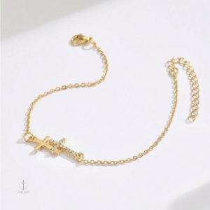 Accessoire mode : bracelet croix strass doré