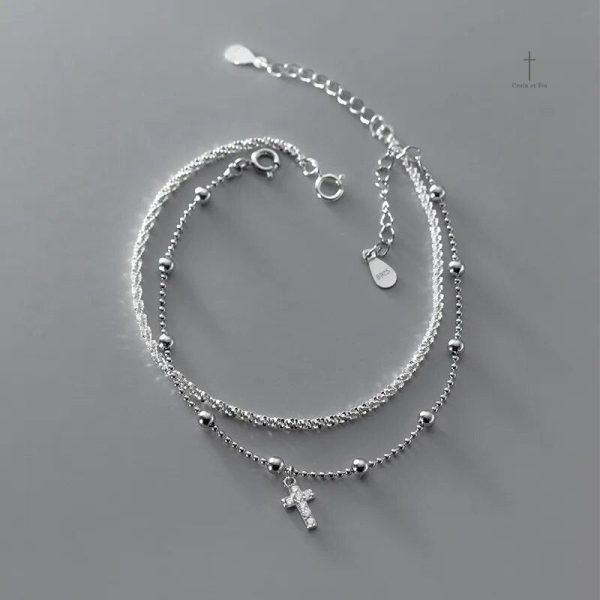 Bracelet Croix Éclat Céleste en métal brillant