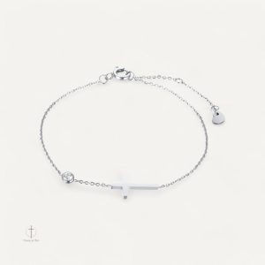 Bijou Croix simple pour un style décontracté