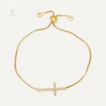 Bracelet Croix avec fermoir unique élégant