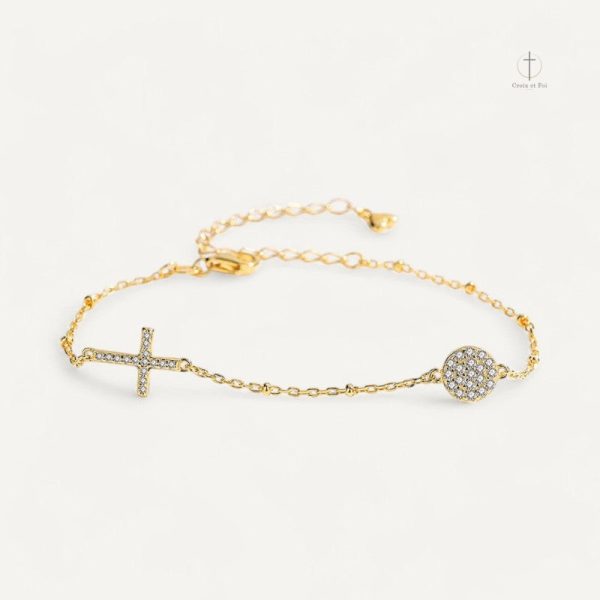 bracelet-croix-perle-minimaliste-1 Bracelet Croix Minimaliste en perles élégantes