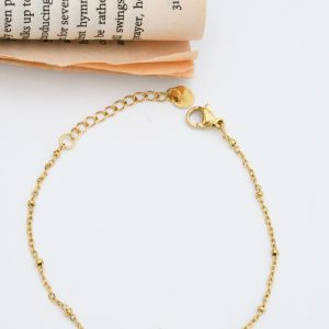 Variation de Bracelet Croix avec Perles Chic