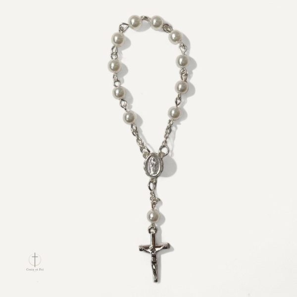 Bracelet Dizainier en croix élégant et intemporel