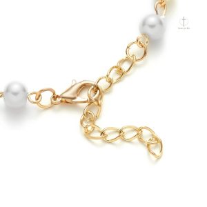 Bracelet Croix en Perles de Nacre et Pendentif