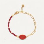 Bracelet chanceux avec breloques variées