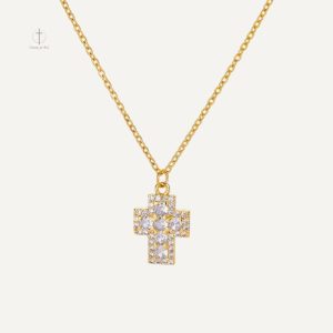 Chaîne Croix Femme élégante en métal argenté