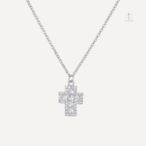 Bijoux Croix pour femme, design raffiné et moderne